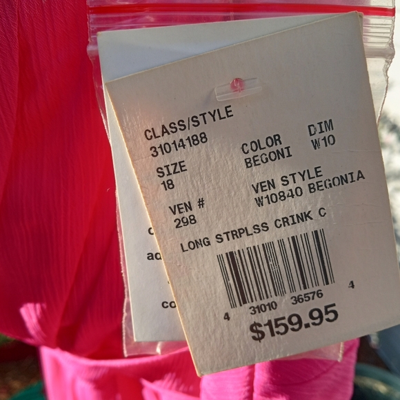 Size 18 Davids Bridal Long Strapless Crink C Color Begoni Dim W10 31014188 - Picture 9 of 9